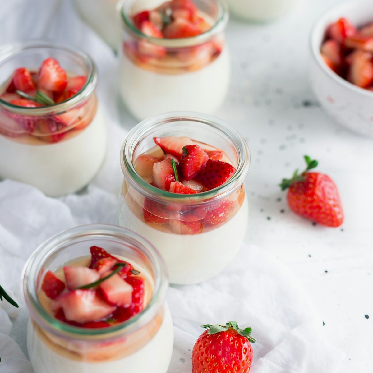 Fresh Strawberry Almond Tartelette
