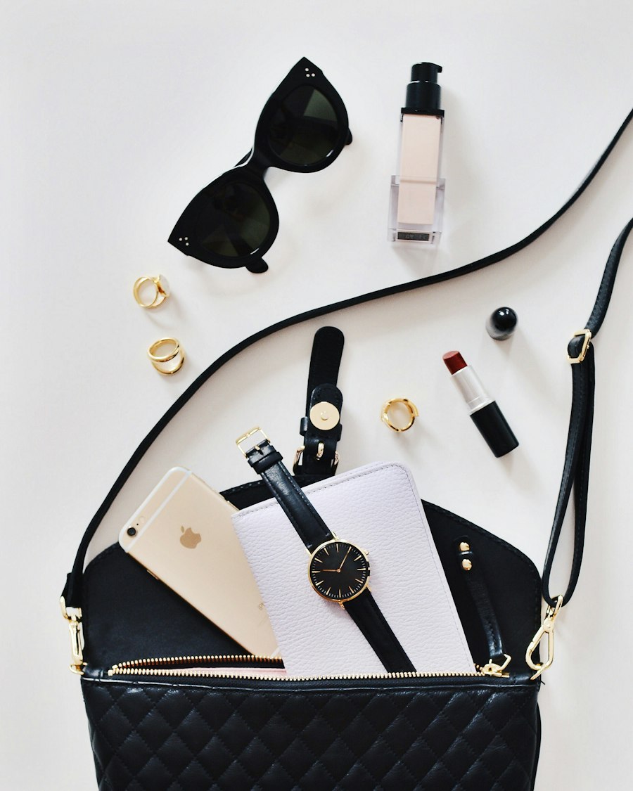 Full-Grain Leather Gift