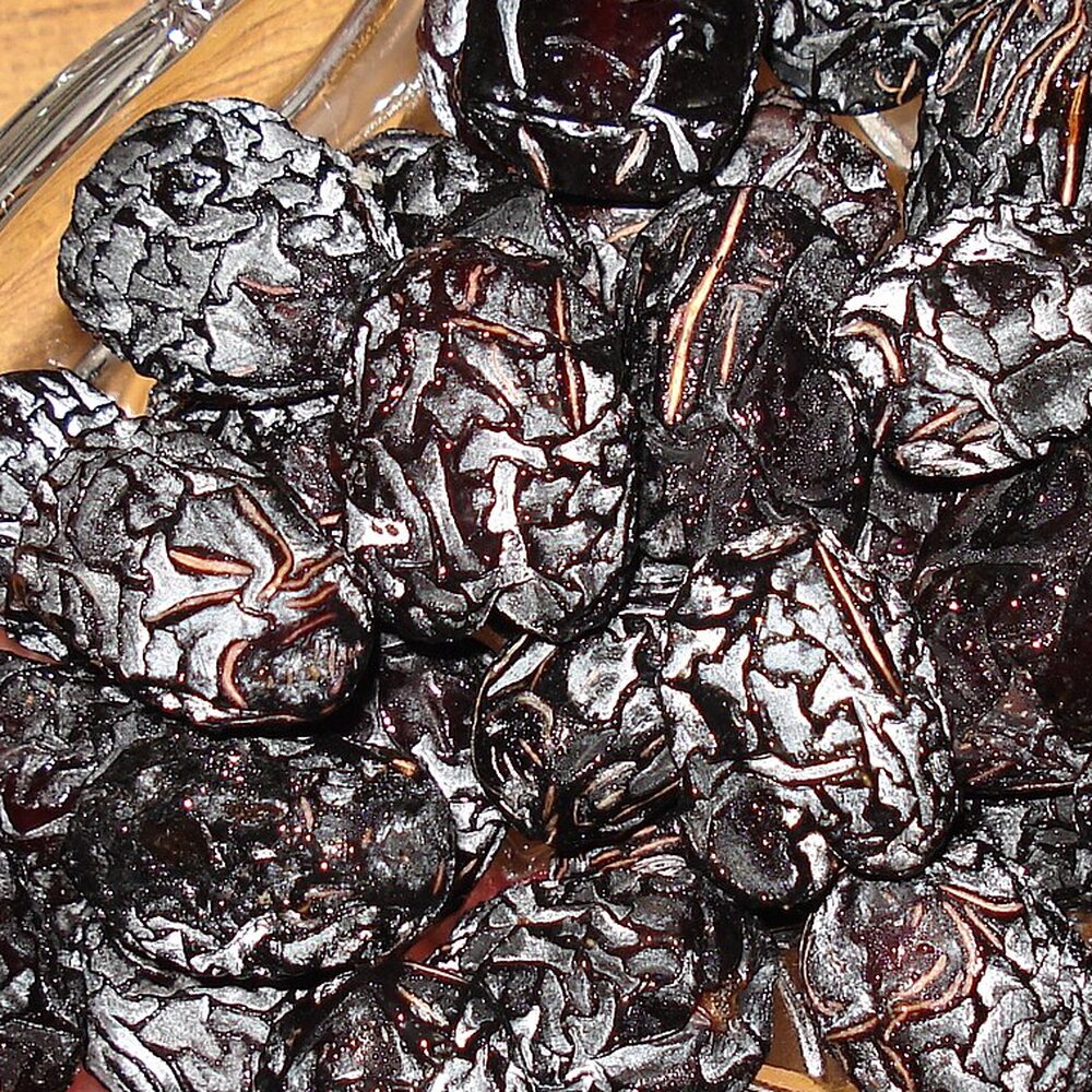 Ajwa Dates Gift Tin