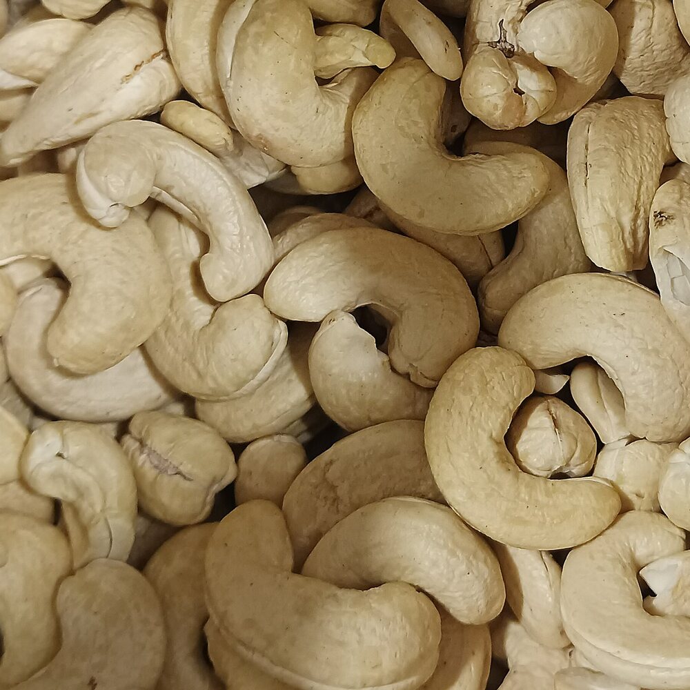 Honey Glaze Cashew Tin