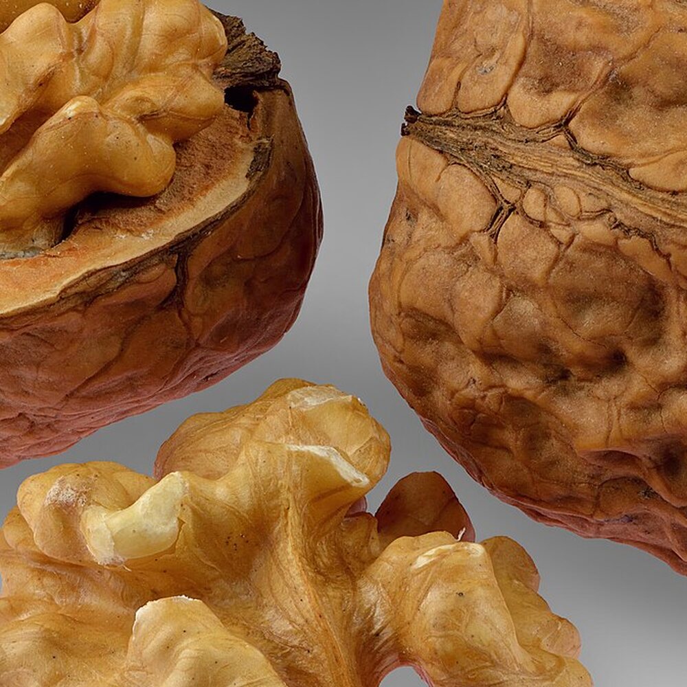 Inshell Kashmiri Akhrot 1kg